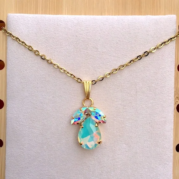 Green Opal Aurora Borealis + Gold Pear Marquis Crystal Pendant Drop Necklace - Picture 8 of 9